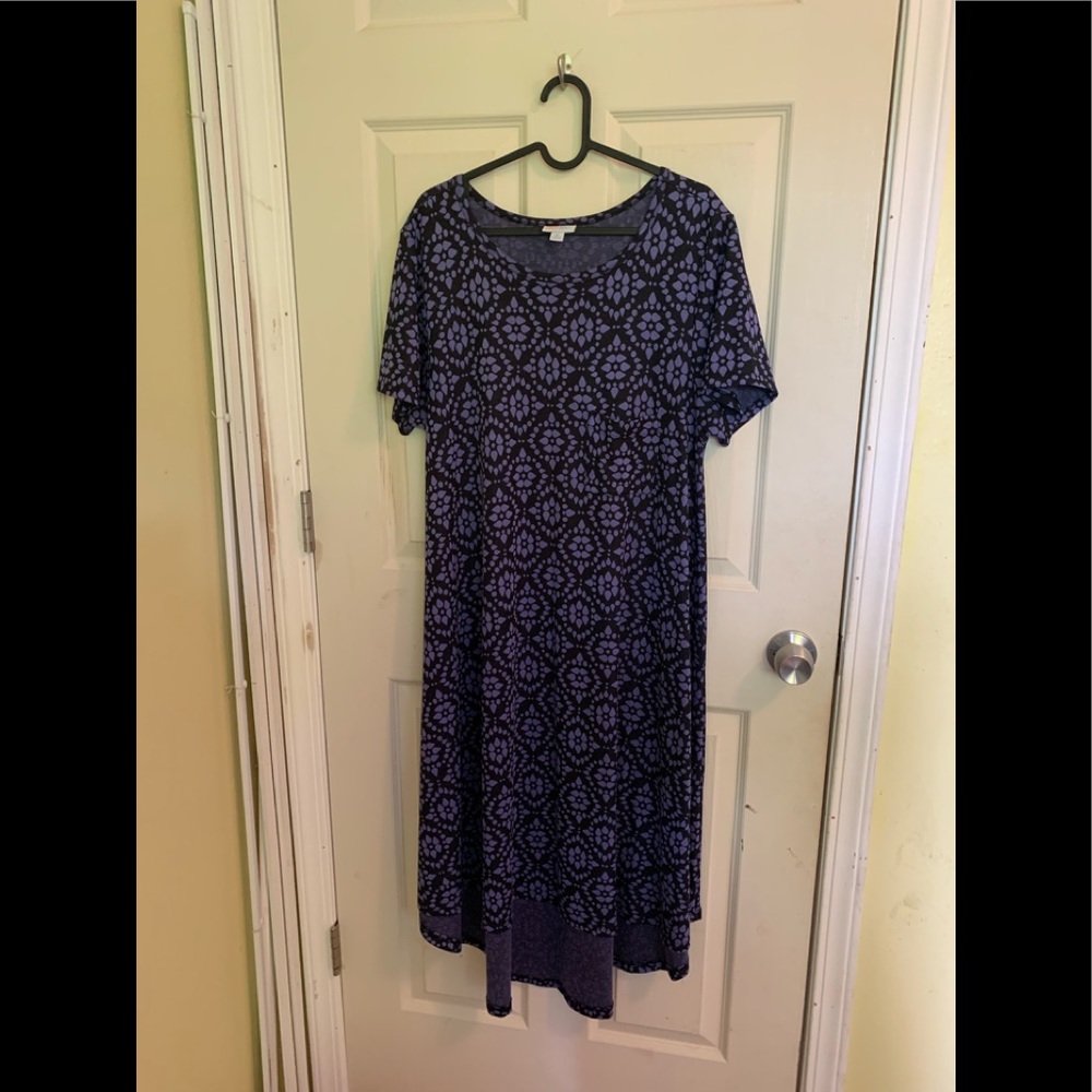 Carly Lularoe XL black/purple EUC